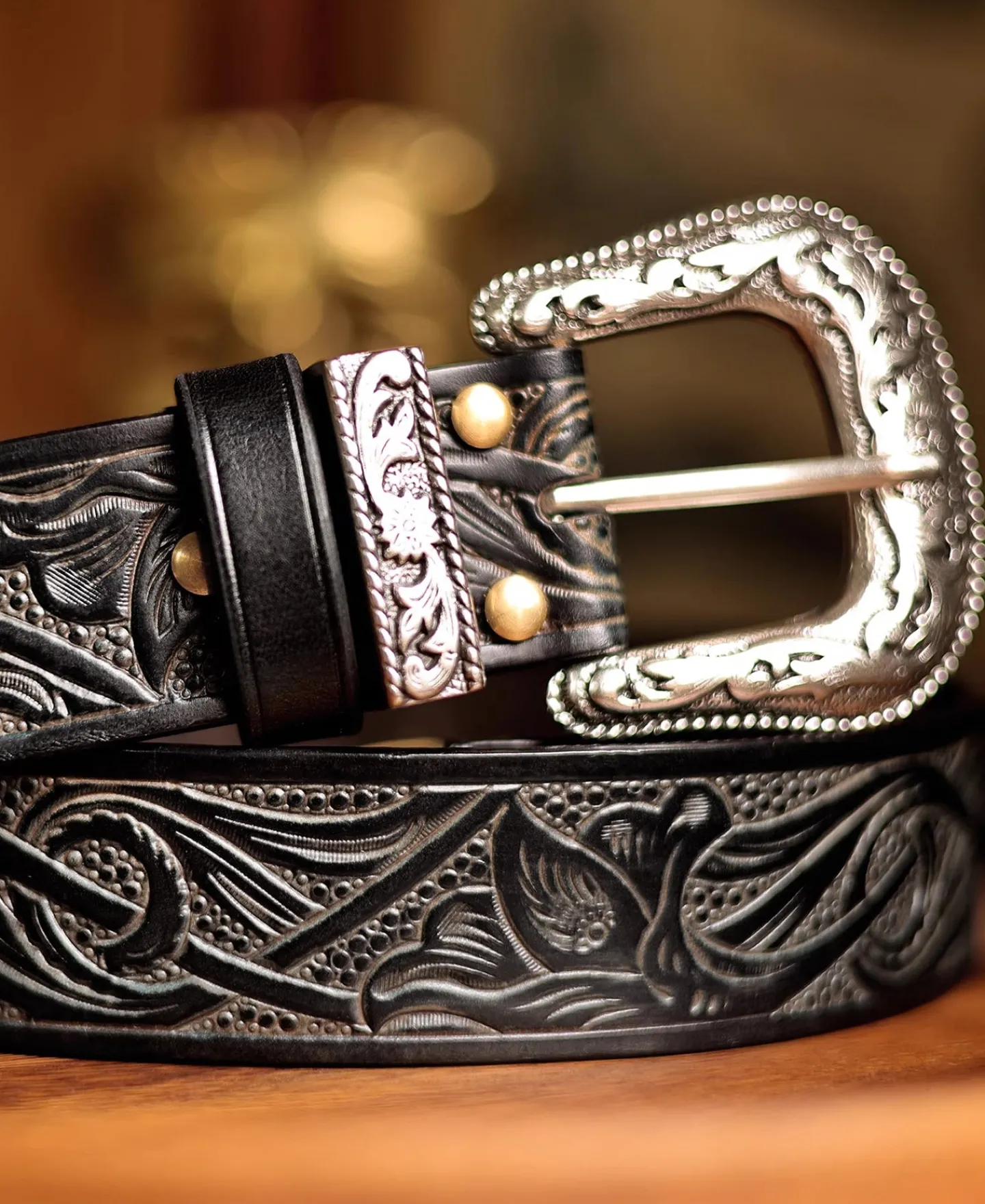 Outlet Arabesque Carved Belt - Black Belts