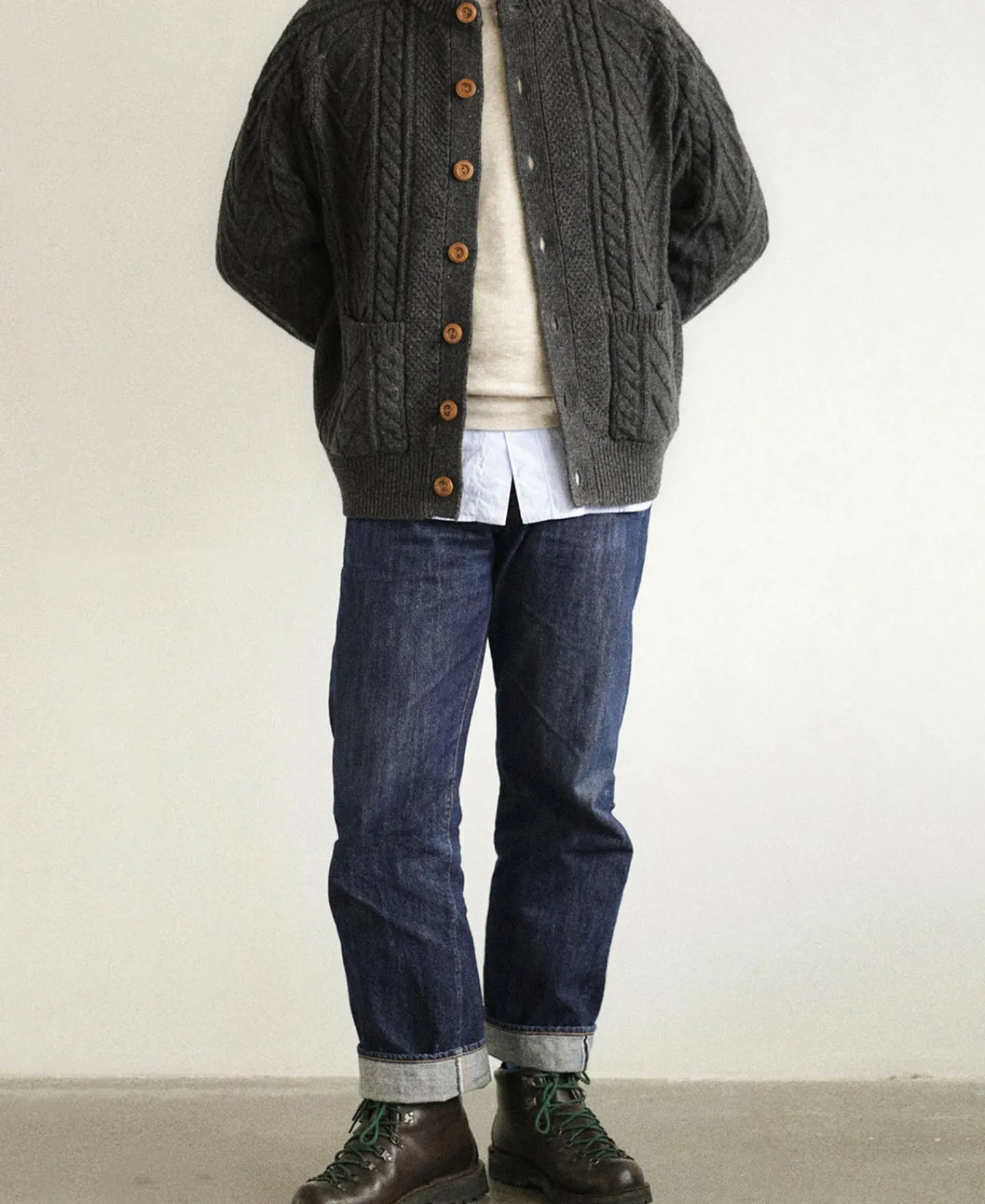 Fashion Cable Knit Round Collar Cardigan - Dark Gray Knitwear&sweaters