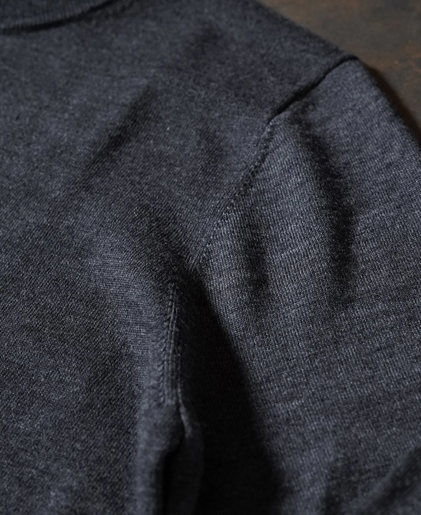 Fashion Extrafine Merino Wool Pullover Sweater - Dark Gray Knitwear&sweaters