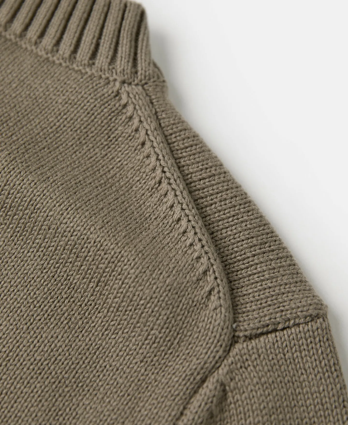 Discount Lot 916 Ivy Mock Neck Sweater - Olive Knitwear&sweaters