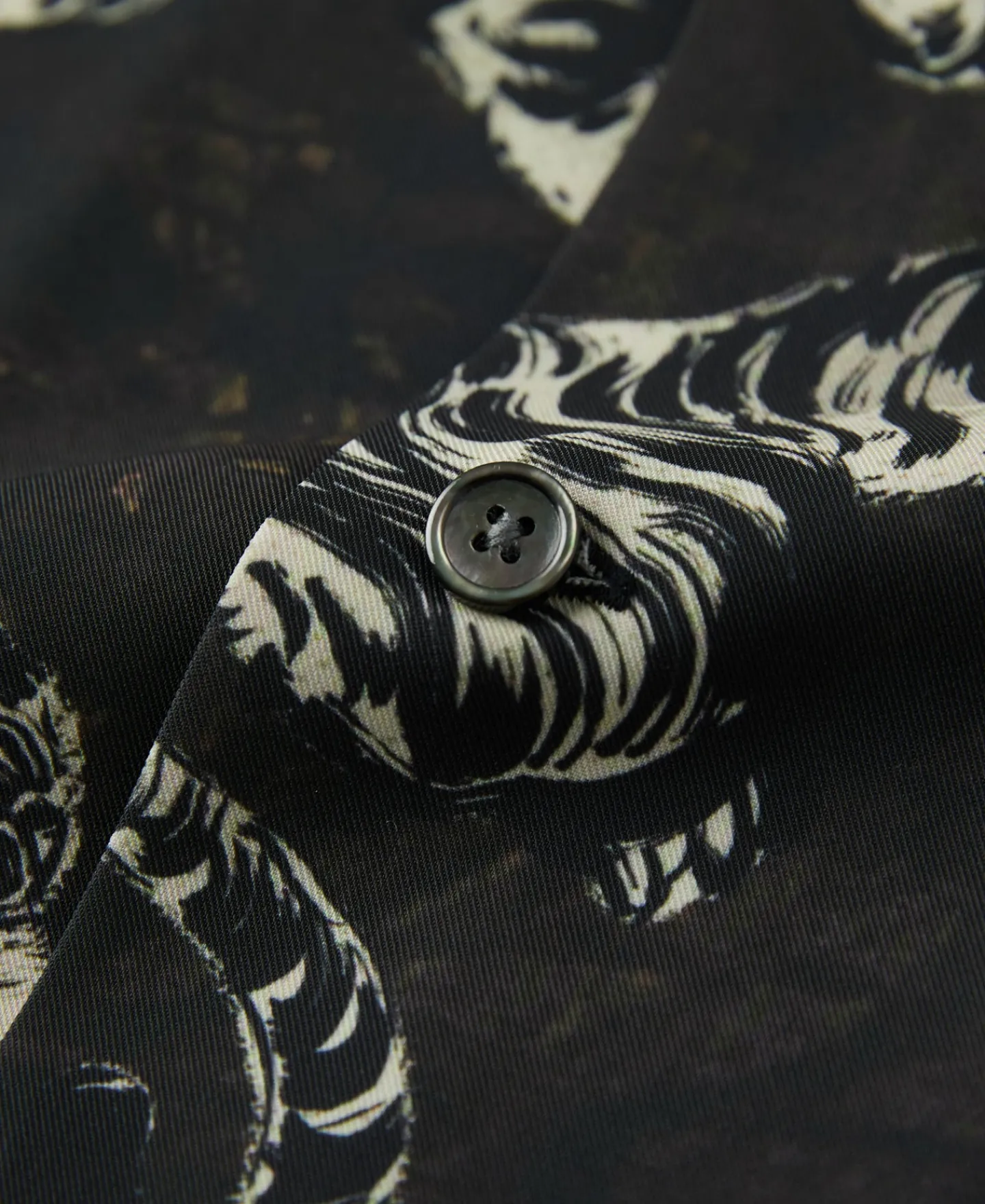 Clearance Lot 223 Print Aloha Shirt - Hundred Tigers Shirts | Short Sleeve Shirts
