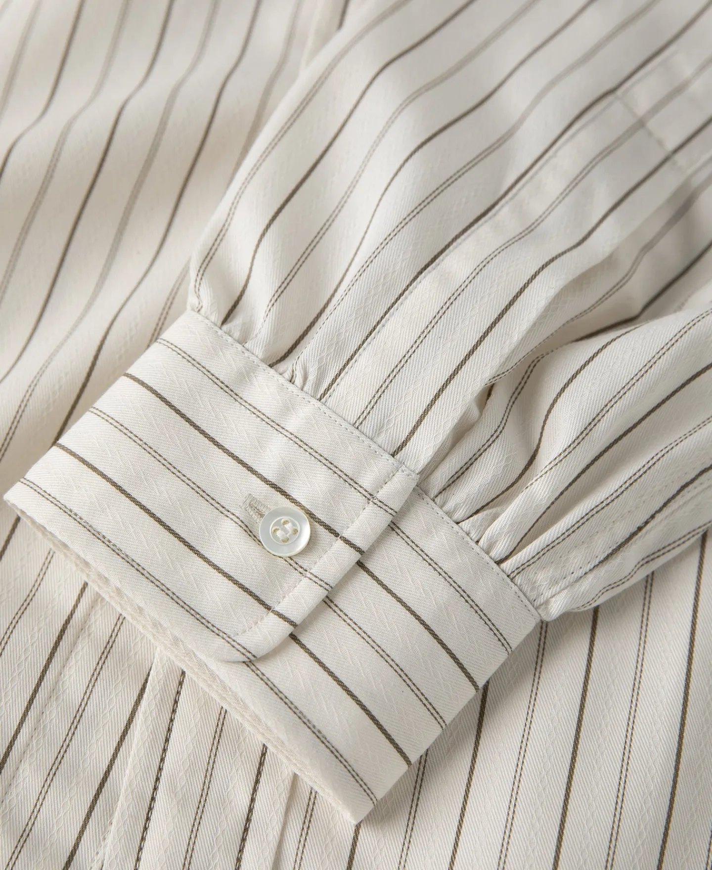 Best Lot 215 1930s Jacquard Fine Stripe Dress Shirt Long Sleeve Shirts | Shirts