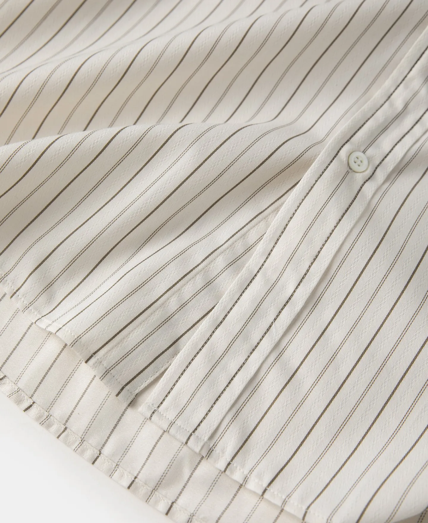 Best Lot 215 1930s Jacquard Fine Stripe Dress Shirt Long Sleeve Shirts | Shirts