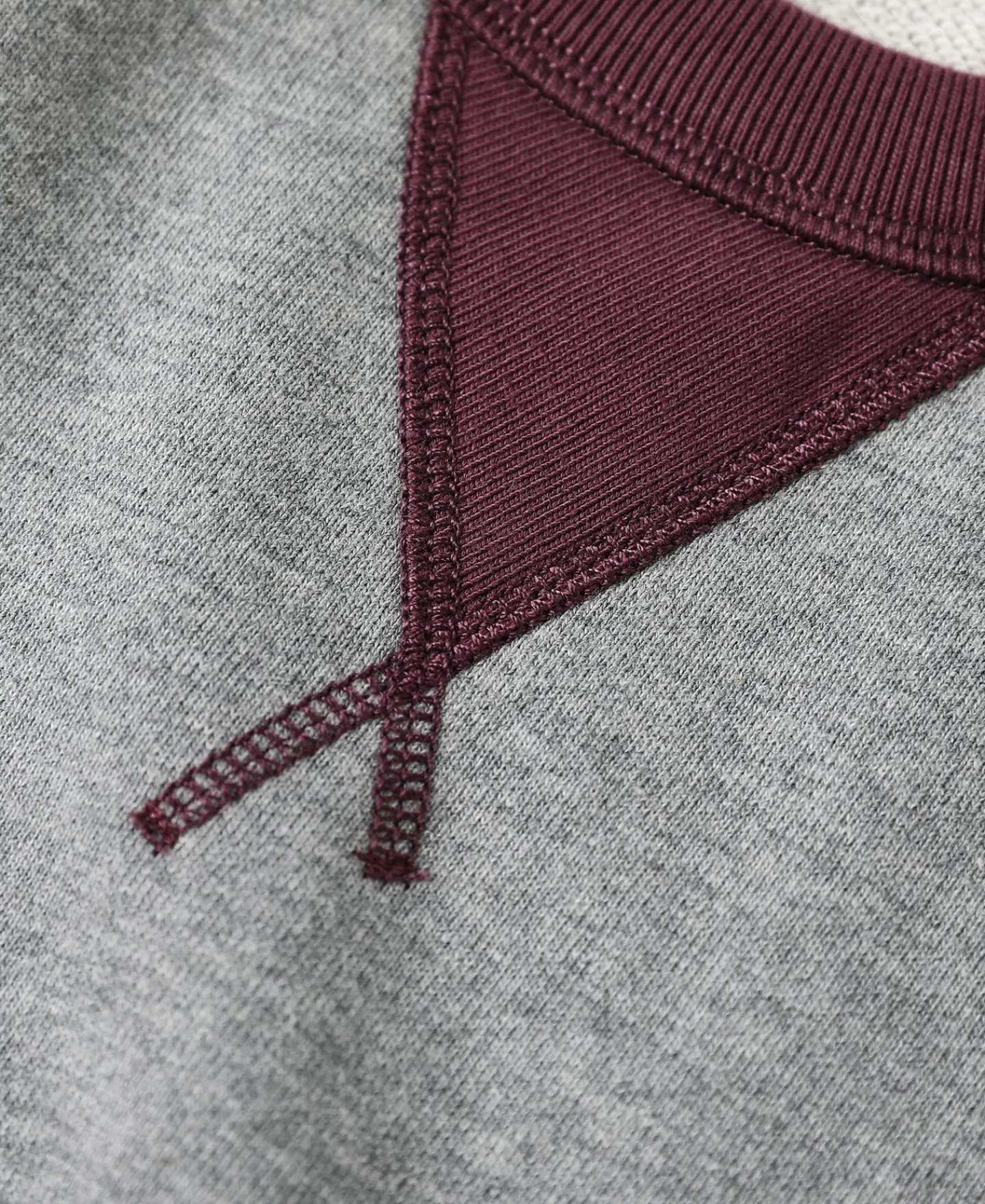 Outlet 14 oz Contrast-Tipped Loopwheel Crewneck Sweatshirt - Red/Gray Sweatshirts&hoodies