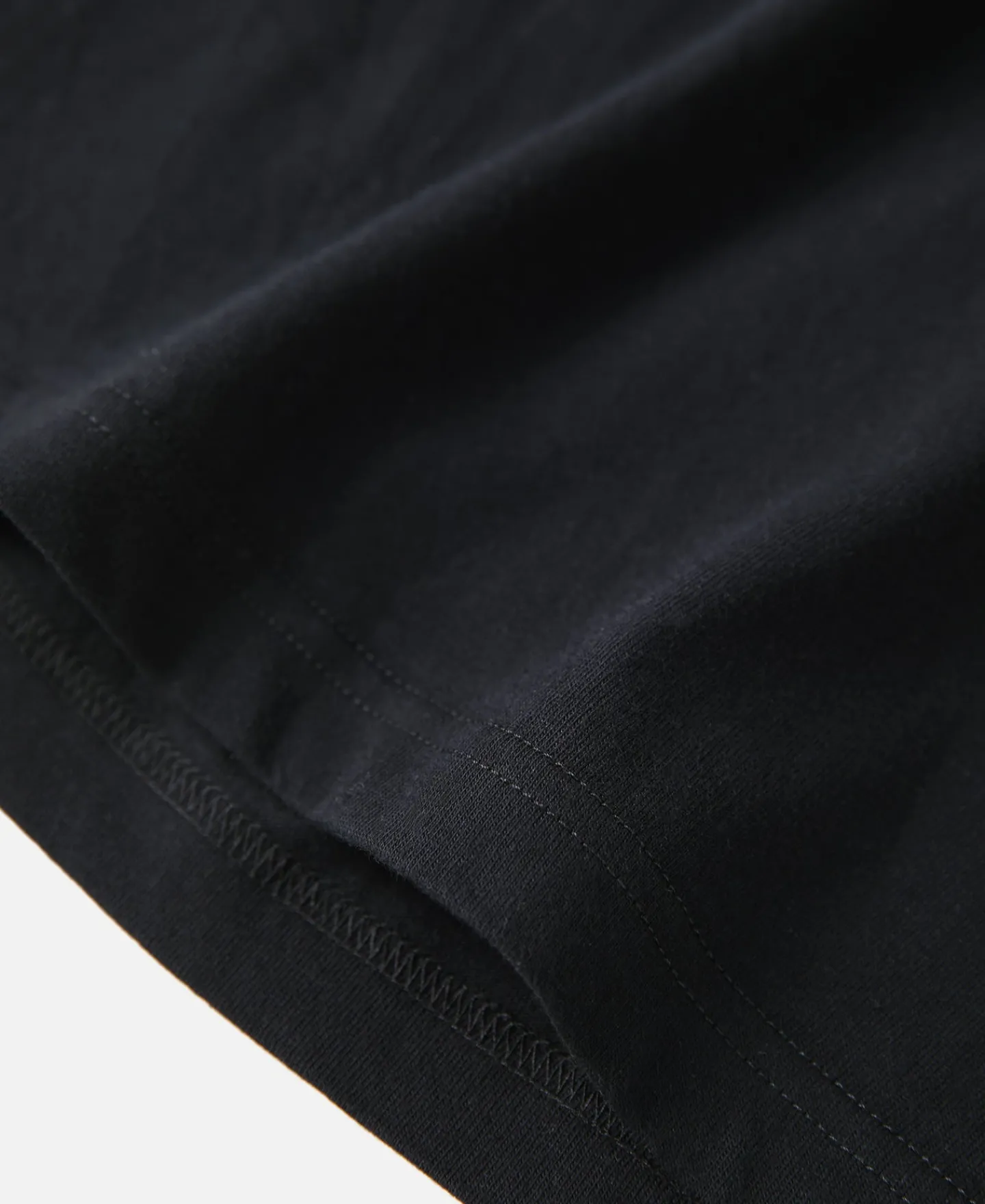 Hot 7.2 oz Cotton V-Neck Tubular T-Shirt - Black Short Sleeve T-Shirts | T-shirts
