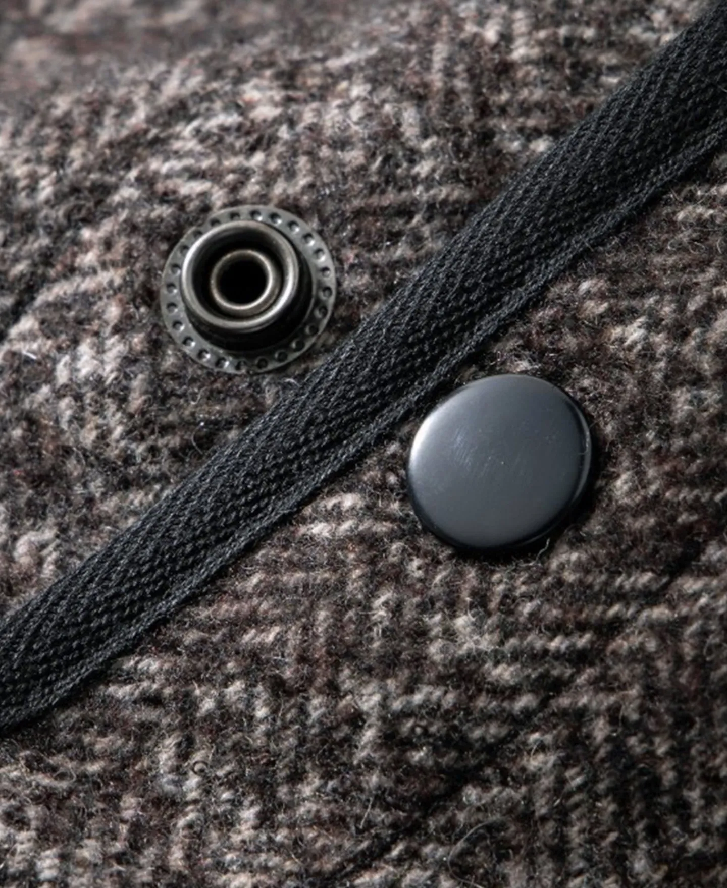 Best Tweed Herringbone V-Neck Vest - Brown Waistcoats