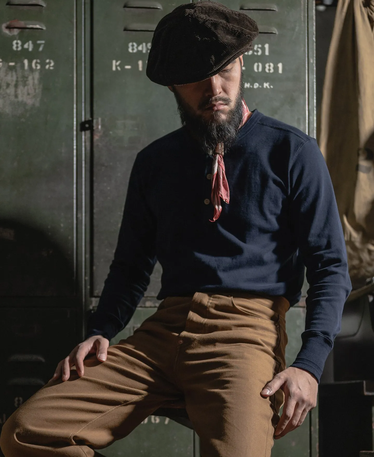 Outlet Vintage Long Sleeve Henley Shirt - Navy Henleys | Long Sleeve T-Shirts